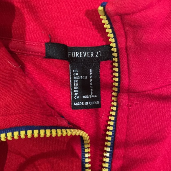 Red hoodie forever 21 - Picture 4 of 4